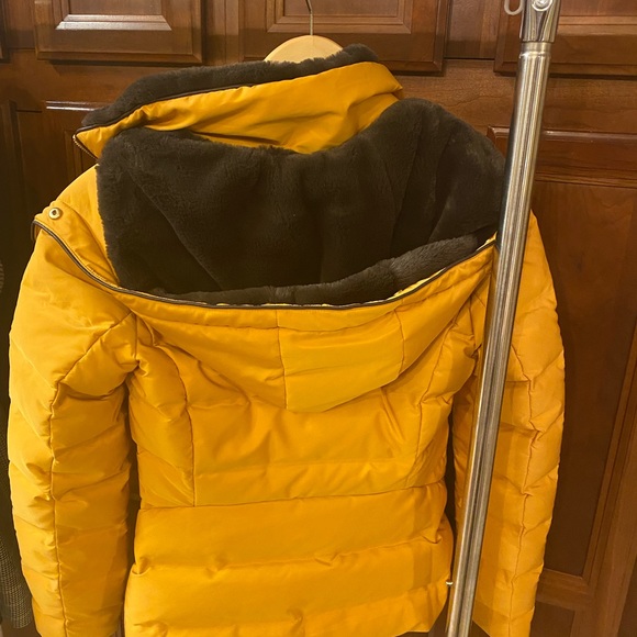 Zara jacket - Picture 3 of 3